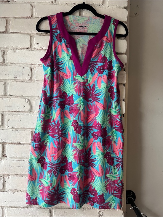 Lands' End Dresses & Skirts - Lands' End Sleeveless Tropical Shift Dress in Pink & Aqua with pockets
